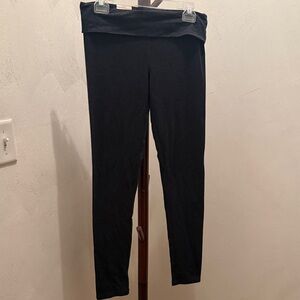 SO Women's Classic Dark Gray Leggings NWT